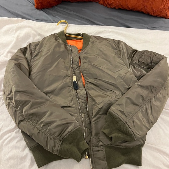 Alpha Ma-1 reversible bomber jacket LG - Picture 2 of 5